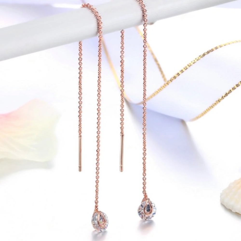 NEW!💙💎LOVELY ROSE💗GOLD💛PLATED CZ THREADERS💎💙 - Picture 1 of 5